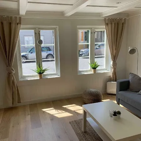 Solferie Holbergsgate 66 1.etg Apartamento *